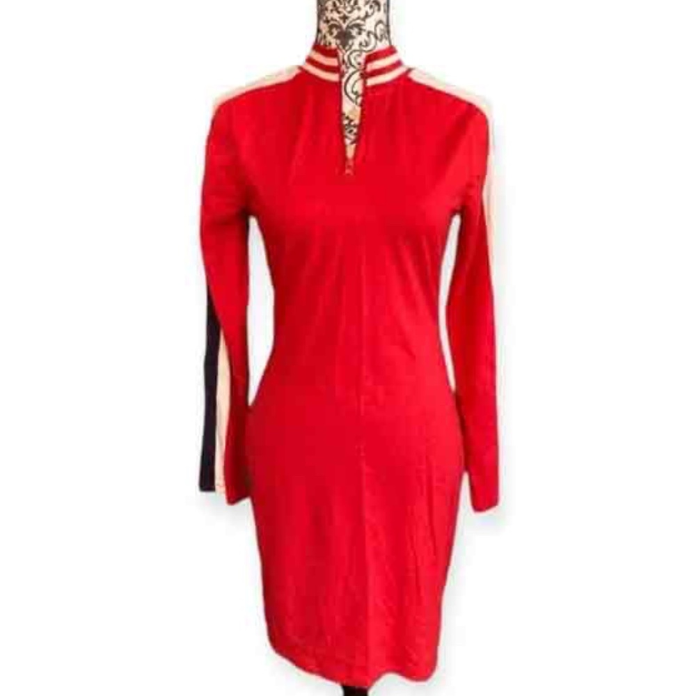 Heart & Hips | NWT Affordable Luxury Long Sleeve Bodycon Dress
